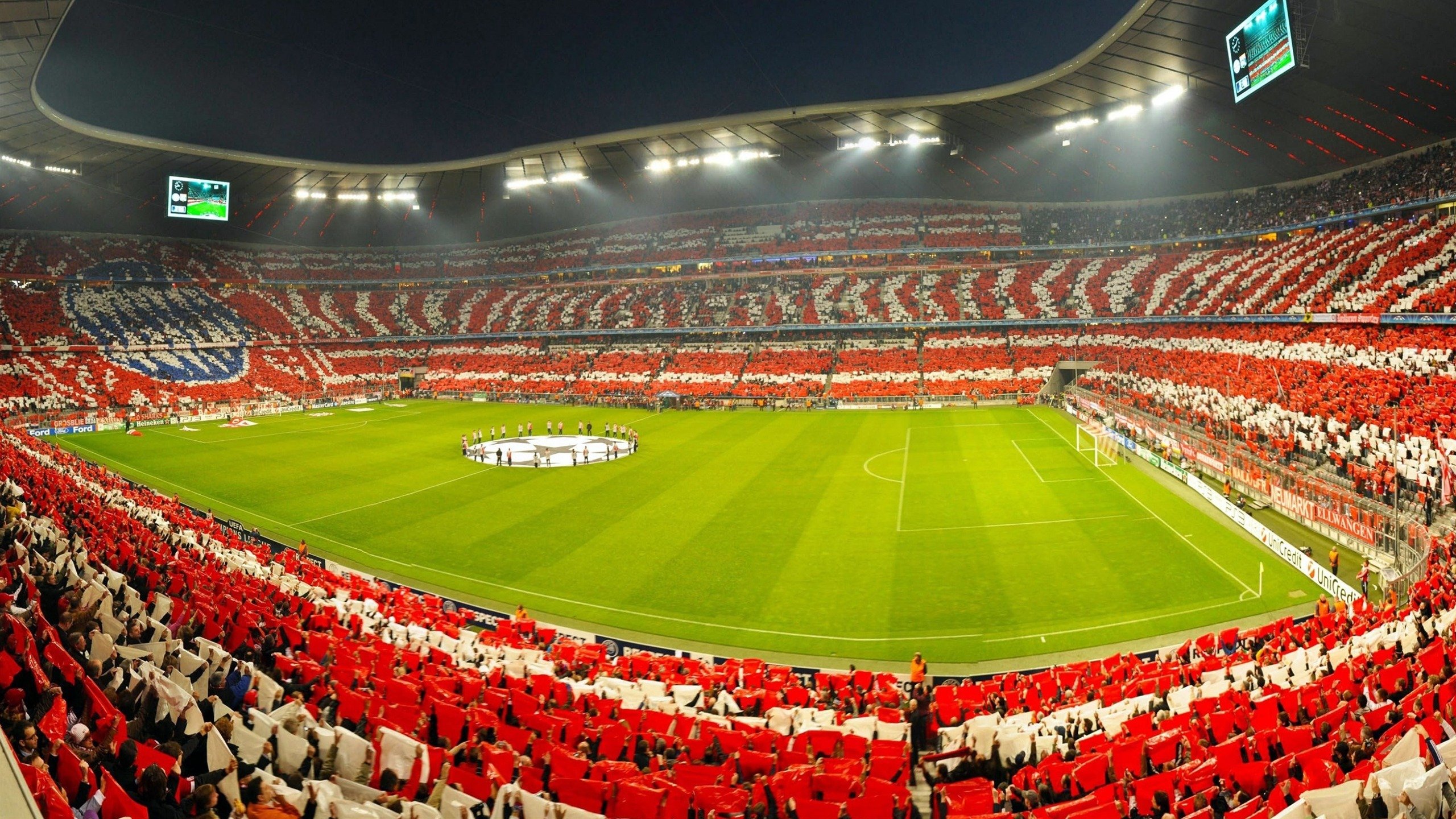 开云电竞-拜仁前插跑位频繁，牵制博卡防线，拜仁roca